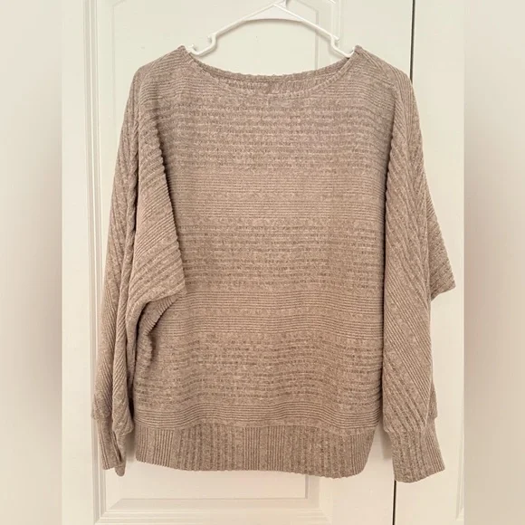 SHEIN Taupe Ribbed Knit Top - Picture 3 of 7
